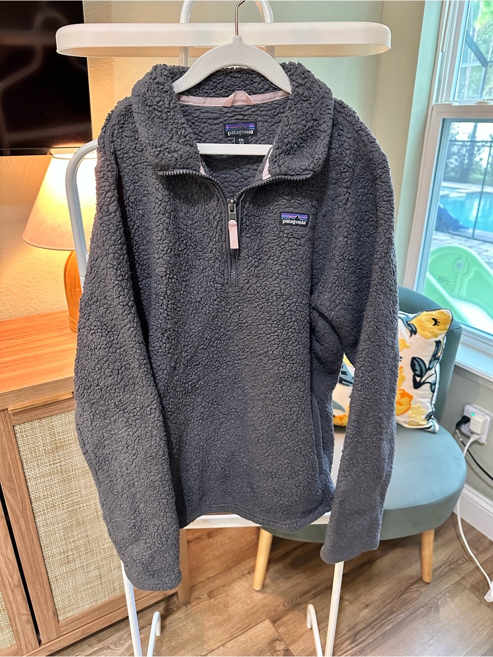 Patagonia Girls/Youth Dark Gray Half-Zip Fleece Pullover